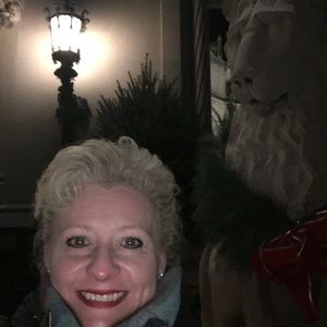 Meet your Posher, Jana